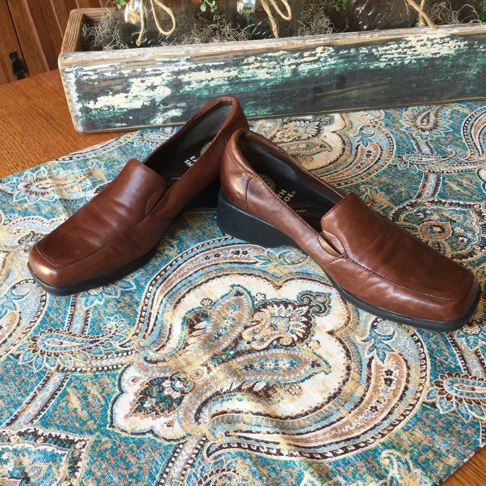 Earth Shoe Leather Loafers Brown Square Toe Size 8
